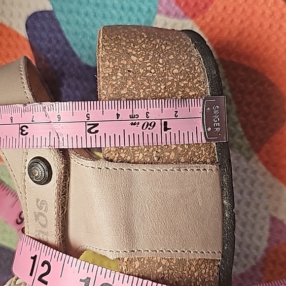 Taos Footwear Trulie Sandal - Picture 10 of 12